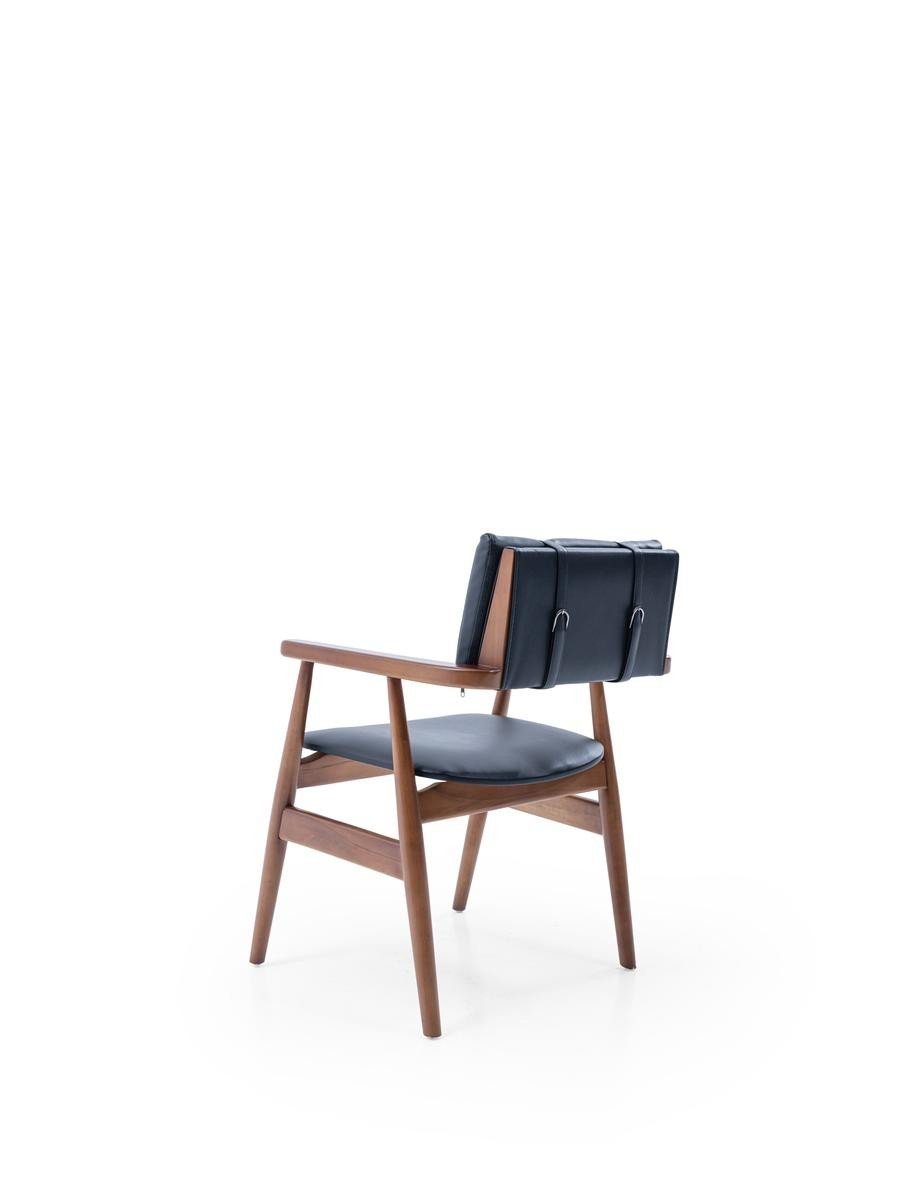 product-media-img